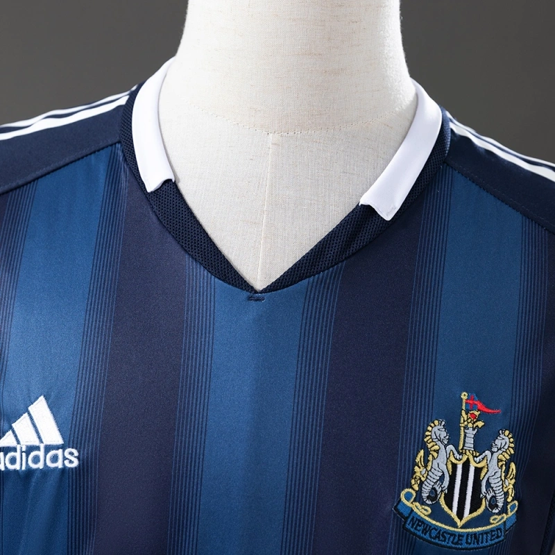 2005/06 Newcastle United Away Jersey