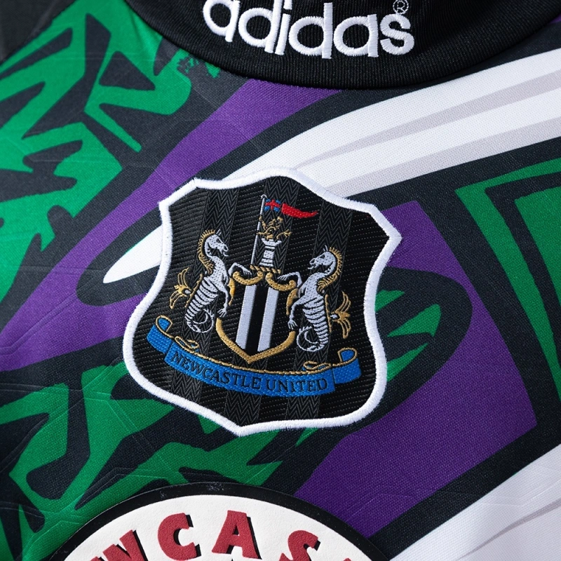 1995/96 Newcastle United Goalkeeper Long Sleeve Jersey