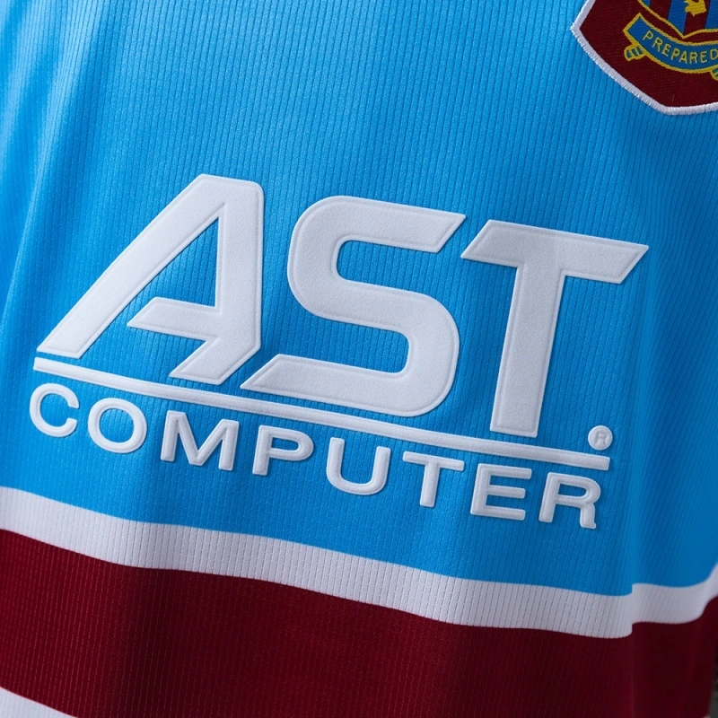 1997/98 Aston Villa Away Jersey