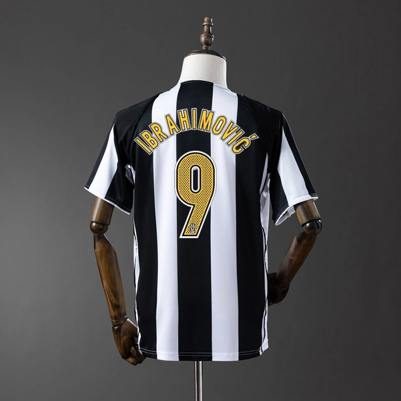 2004/05 Juventus Home Jersey