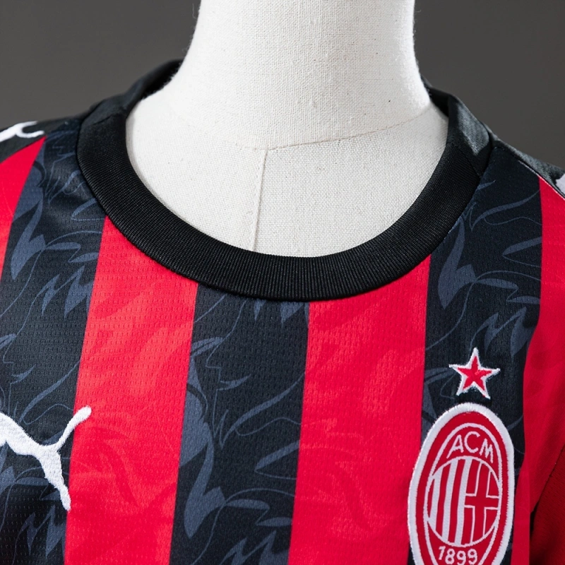 2025/26 Ac Milan Home Men And Kids Kit