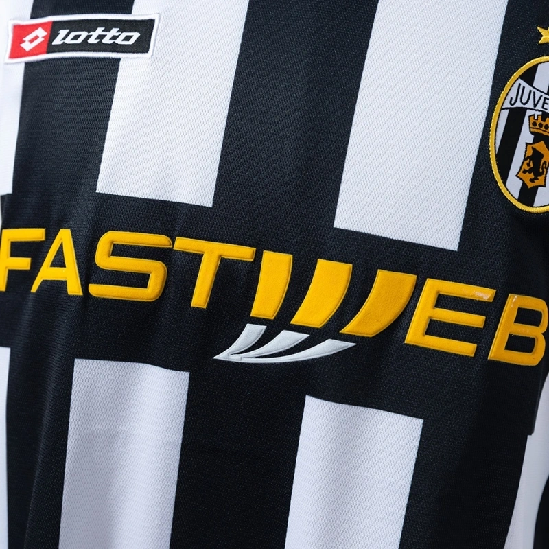 2001/02 Juventus Home Jersey