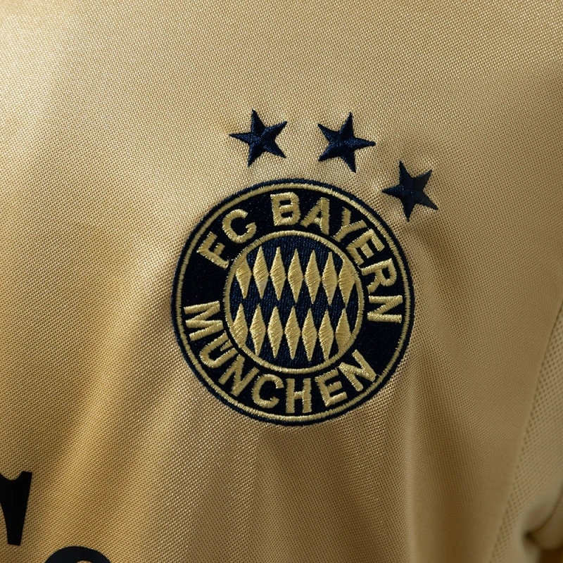 2004/05 Bayern München Away Jersey