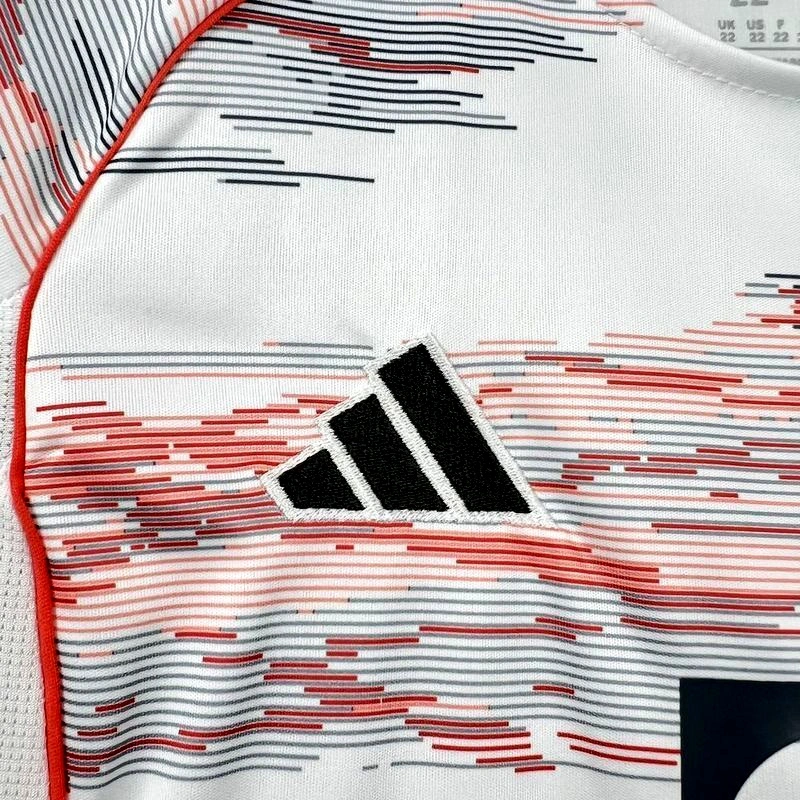 2025/26 Bayern Munich Away Men And Kids Kit