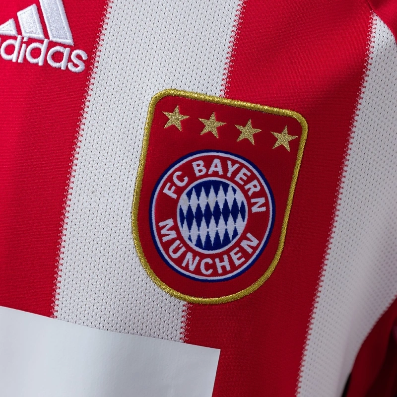 2010/11 Bayern München Home Jersey