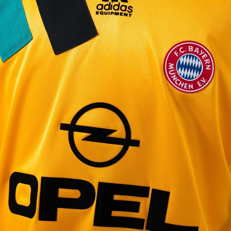 1993/95 Bayern München Away Jersey