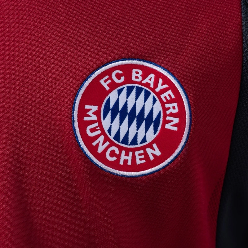 2001/02 Bayern München Home Jersey