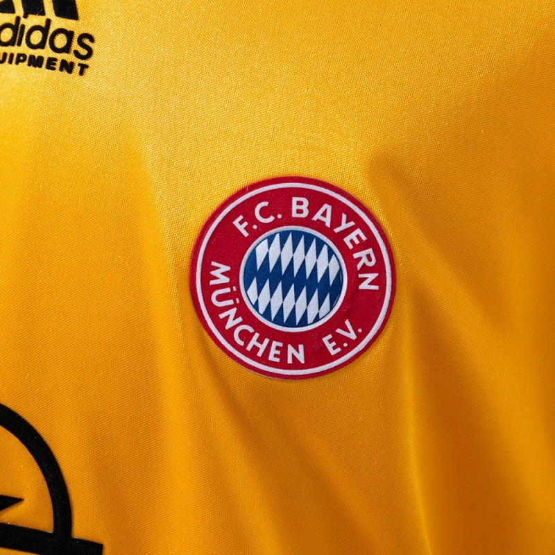1993/95 Bayern München Away Jersey