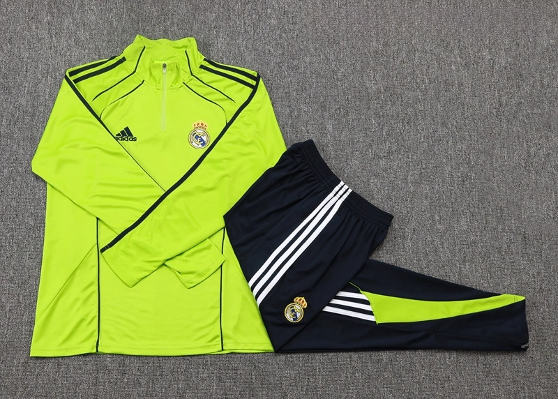 2025/26 Real Madrid Tracksuits Training Suit
