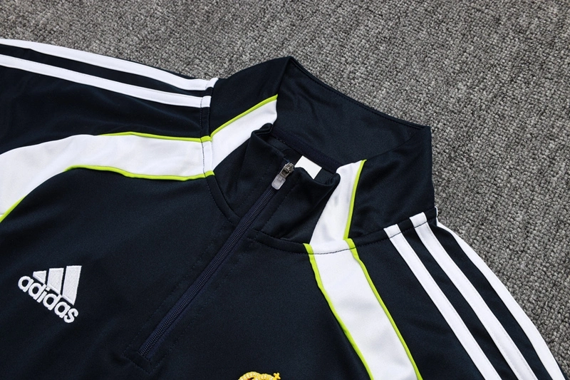 2025/26 Real Madrid Tracksuits Training Suit