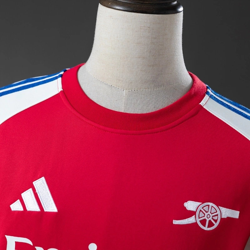 2025/26 Arsenal Long-Sleeved Sweatshirt