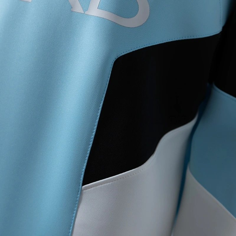 2025/26 Manchester City Long-Sleeved Sweatshirt