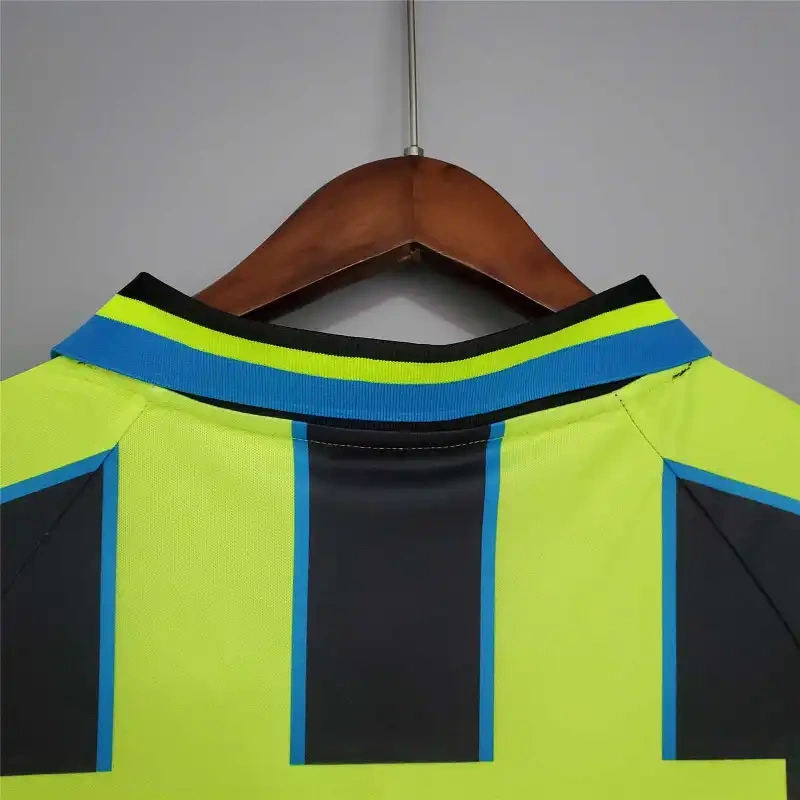 Manchester City 1998/99 Retro Away Jersey