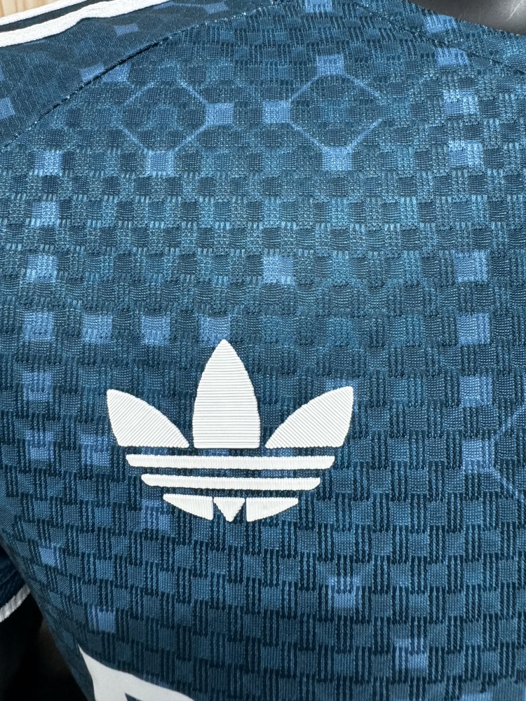 2026 27 REAL MADRID AWAY jersey (PLAYER VERSION)