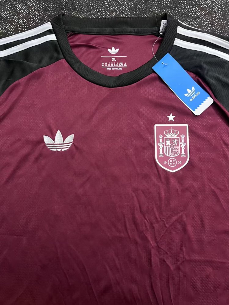 2026 Spain World Cup Away goalkeeper shirt