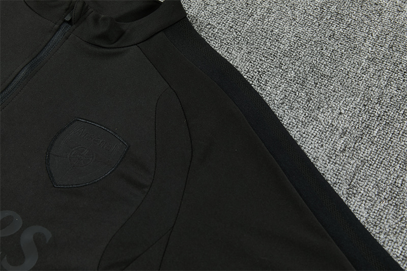 2026 27 Arsenal Black Tracksuit set adults and kids（All black version）