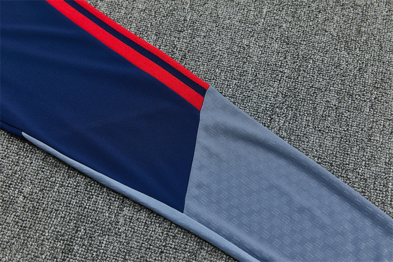 2026 27 Bayern Munich Royal Blue Football Tracksuit for Adults and Kids