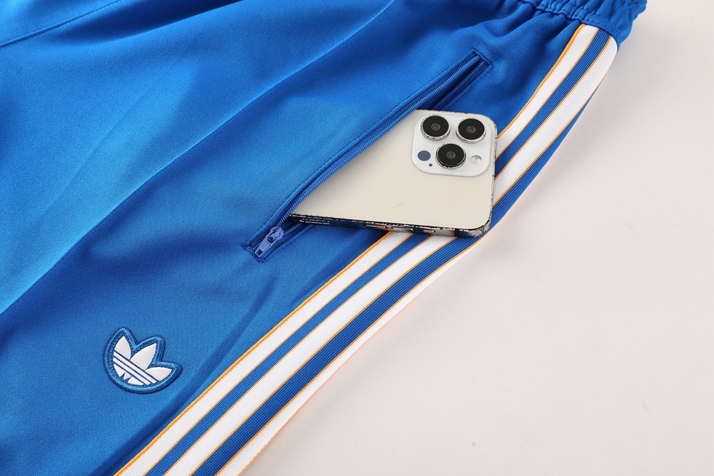 25 26 Real Madrid blue jacket Tracksuit set adults