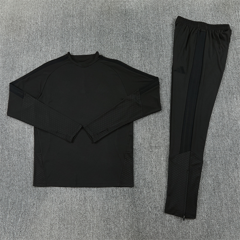 2026 27 Arsenal Black Tracksuit set adults and kids（All black version）