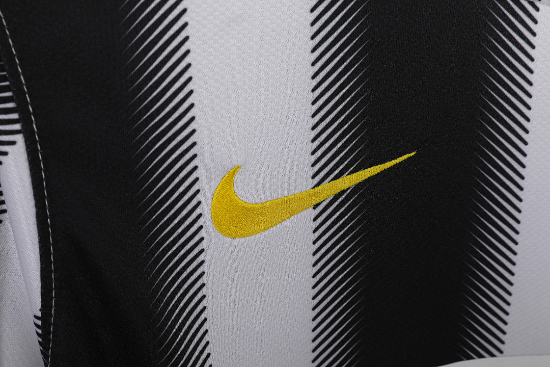 2011/12 season Juventus home