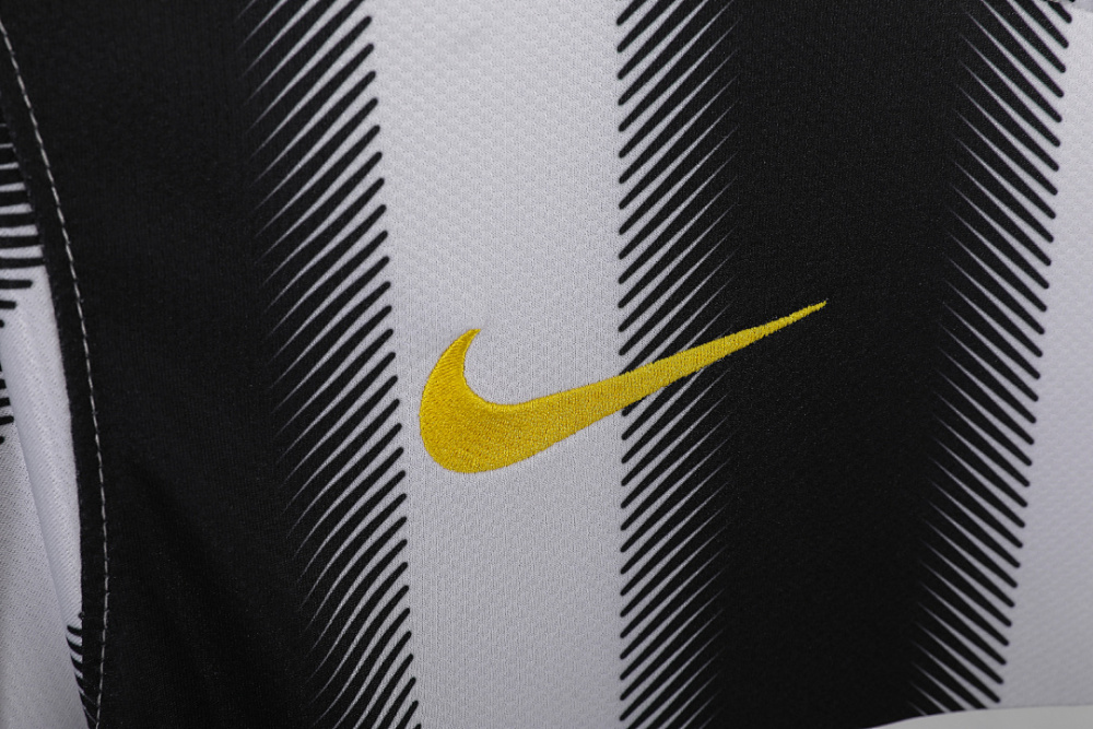 2011/12 season Juventus home