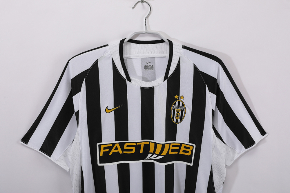 2003/04 season Juventus home