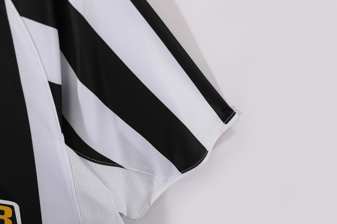2003/04 season Juventus home