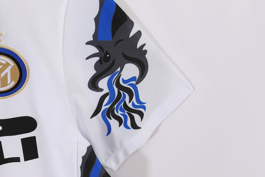 2010/11 season season Inter Milan away