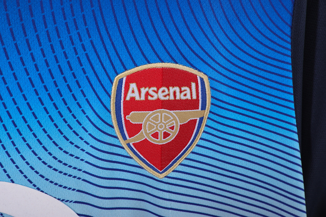 2002/04 season Arsenal away retro