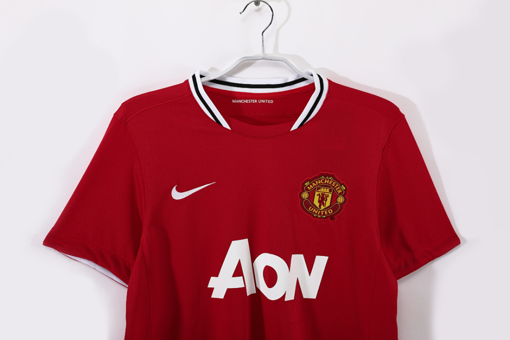 2011/12 season Manchester United home retro