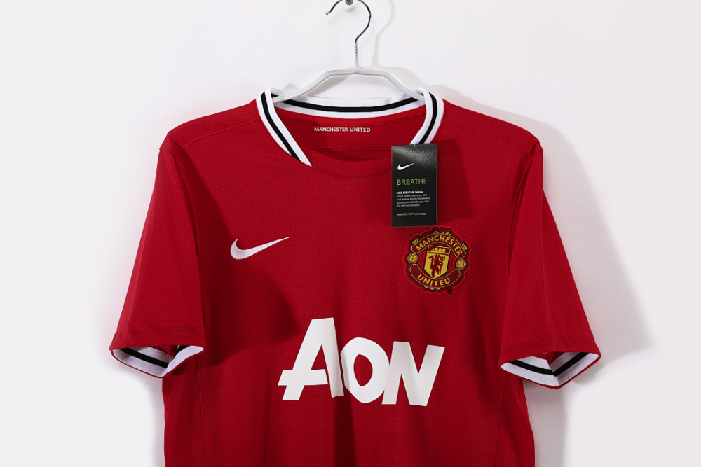2011/12 season Manchester United home retro