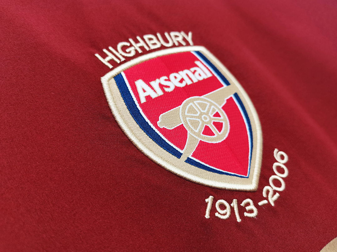2005/06 season Arsenal home long sleeves retro