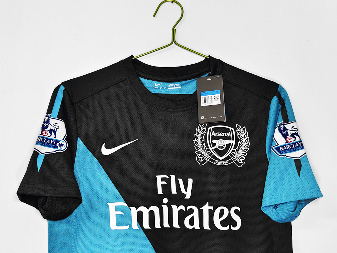 2011/12 season Arsenal away retro