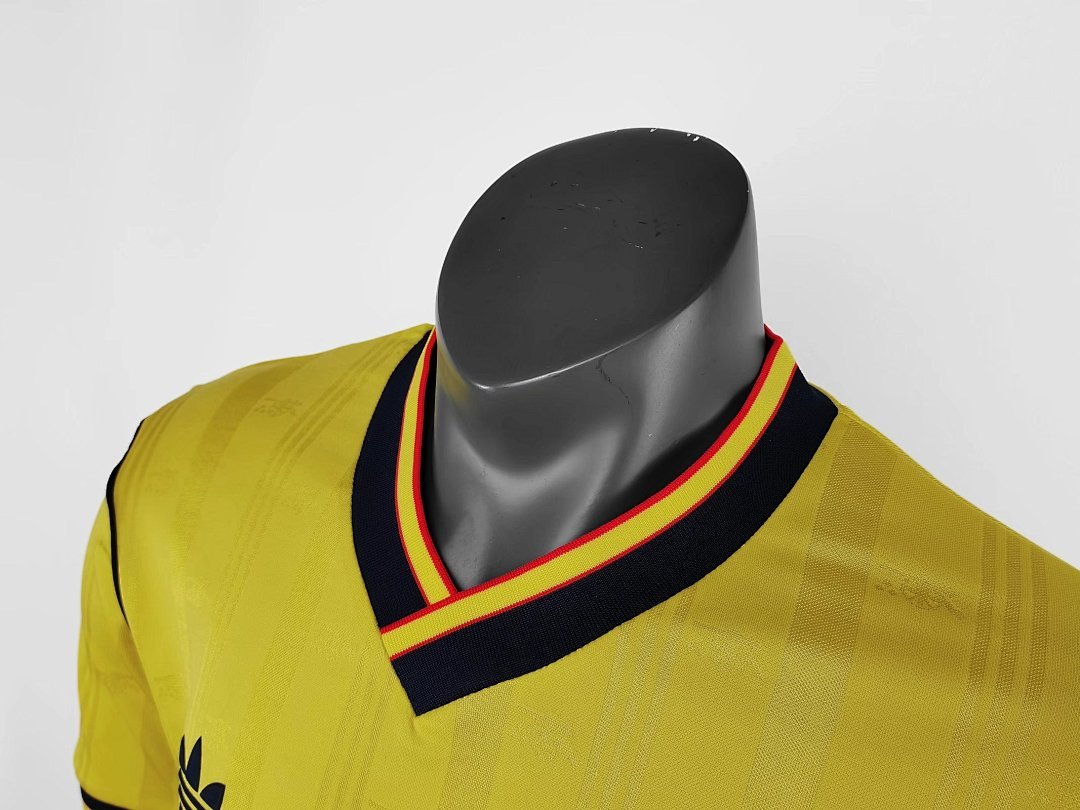 1986/88 season Arsenal away retro