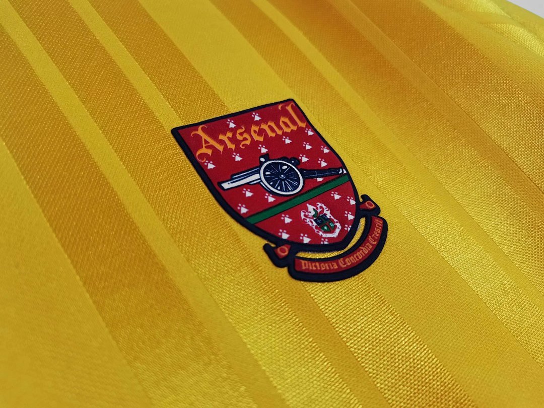 1993/94 season Arsenal away retro