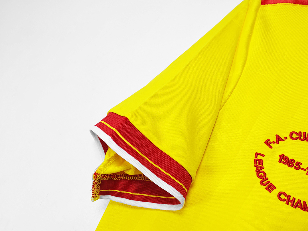 1985/86 season Liverpool third retro