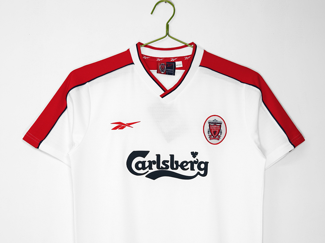 1998 season Liverpool away retro
