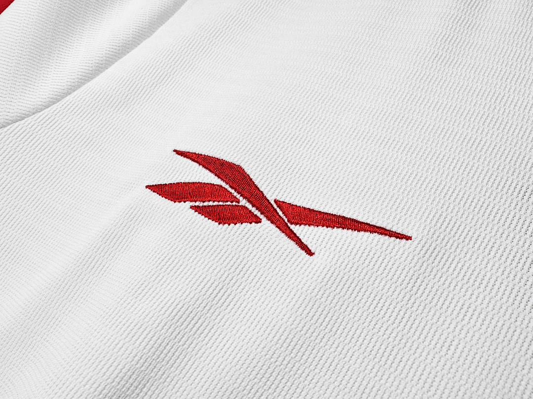 1998 season Liverpool away retro