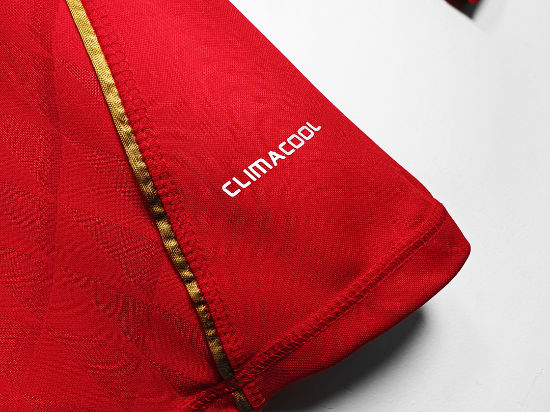 2010/11 season Liverpool home retro long sleeves