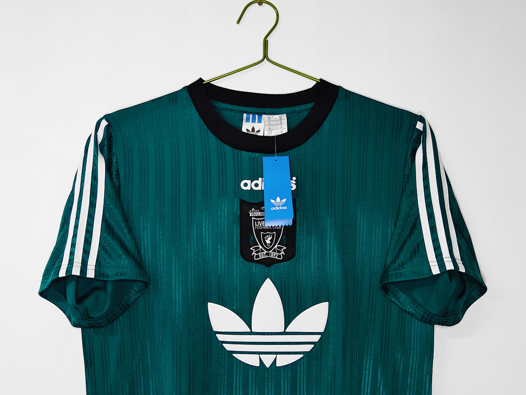 1995/96 season Liverpool green retro