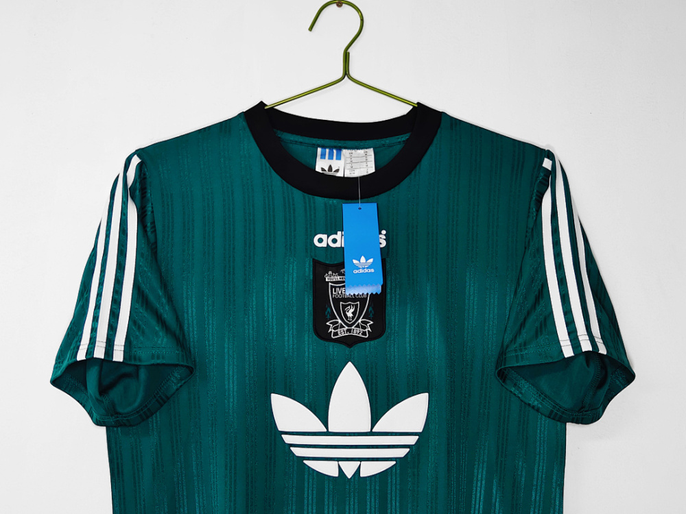 1995/96 season Liverpool green retro