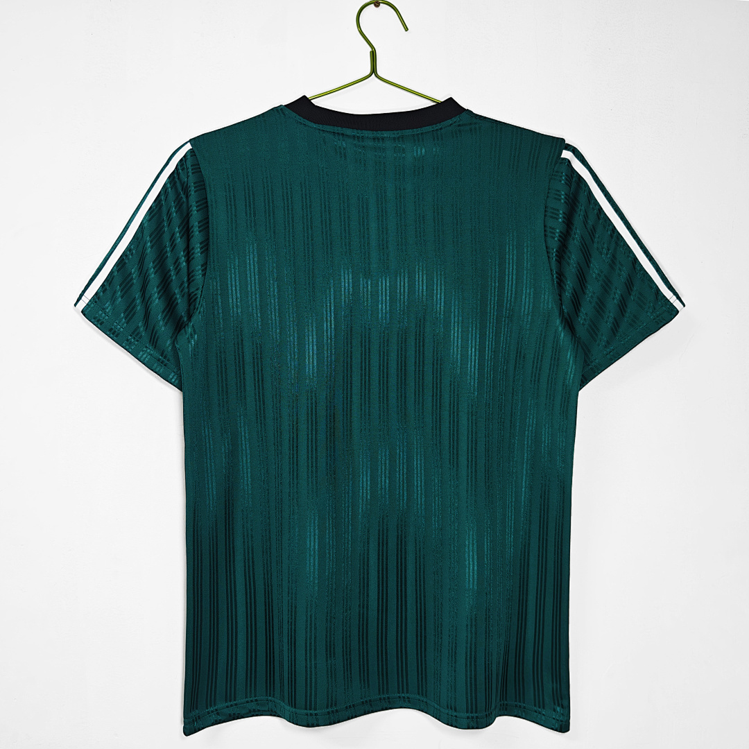 1995/96 season Liverpool green retro