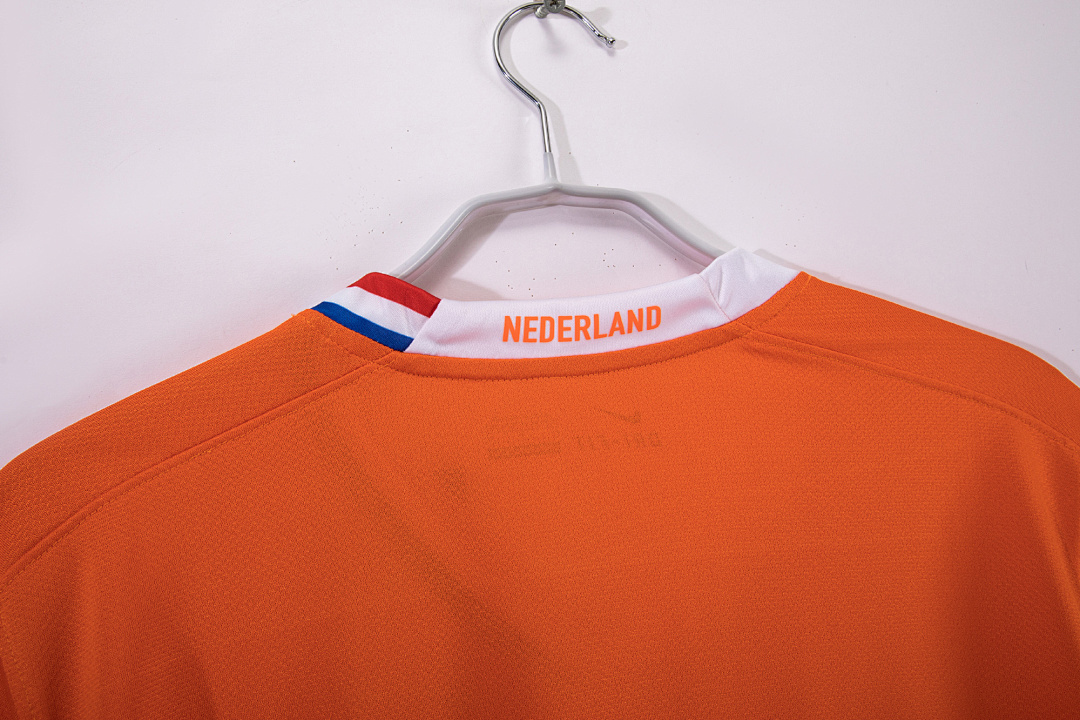 2008 season the Netherlands home retro