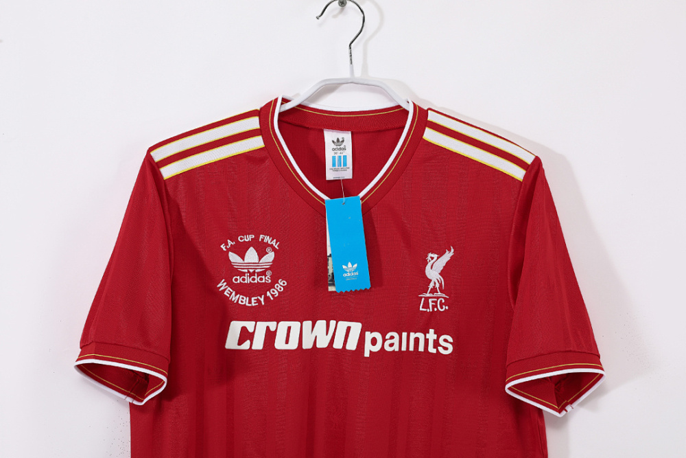1986/87 season Liverpool home retro