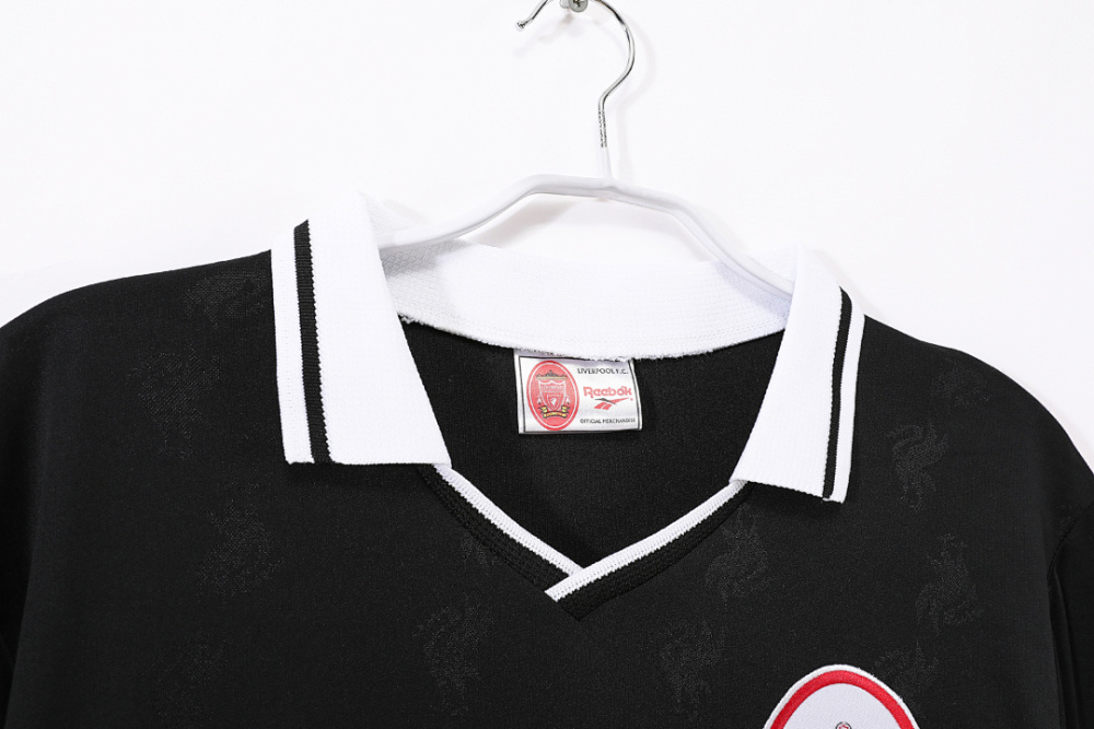 1976/77 season Liverpool black retro