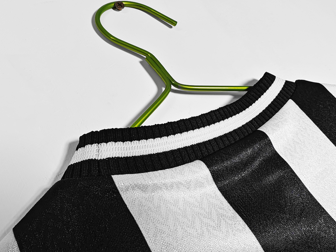 1997/99 season Newcastle United home retro