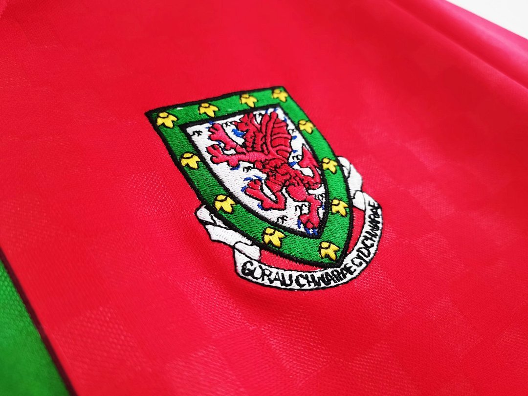 1996/98season the Wales home retro