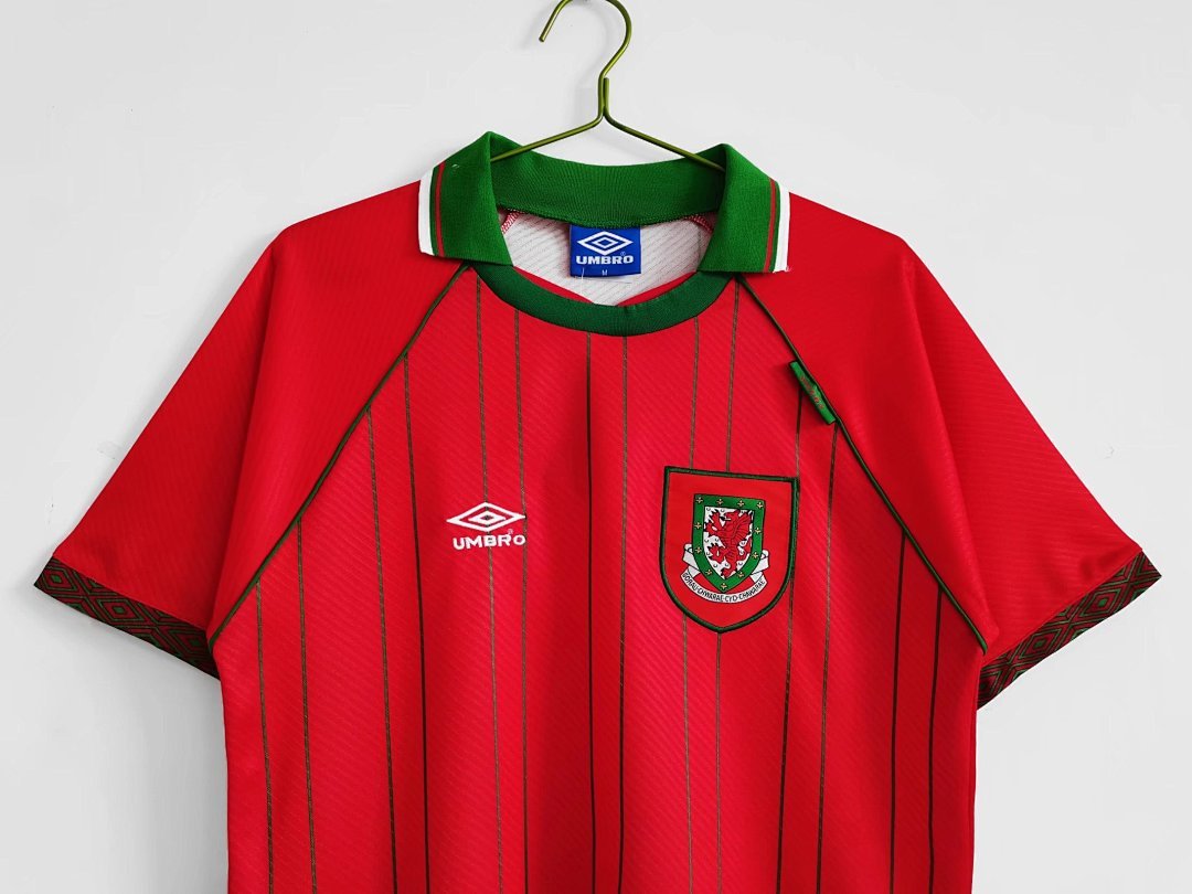 1994/96 season the Wales home retro