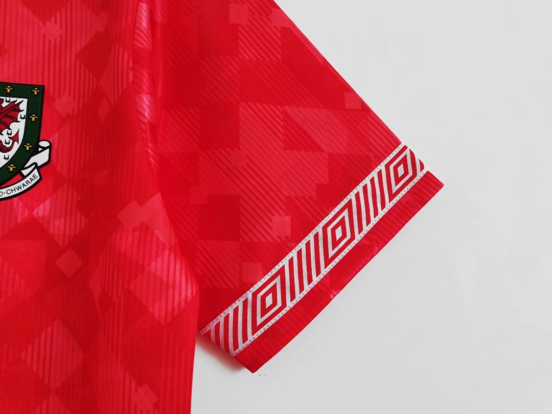 1990/92 season the Wales home retro