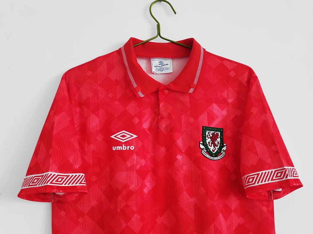 1990/92 season the Wales home retro
